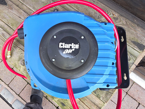 Clarke air retractable - clarke,
